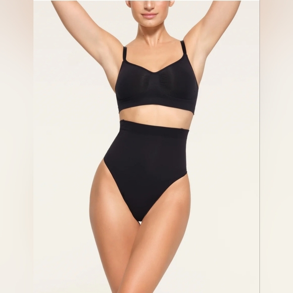 Skims XXS/XS Underwear bundle thong & sculpting brief both onyx black NWOT - Picture 9 of 13